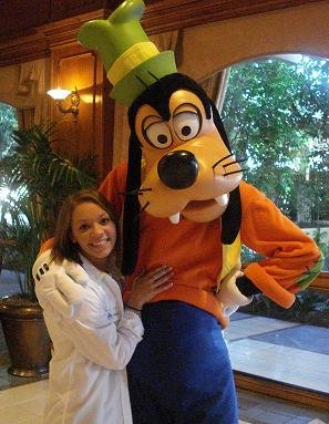Bethany Pic with Goofy